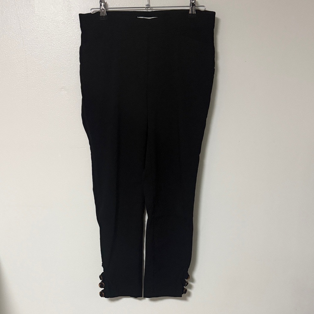 Madison Black Cropped Pants with Button Detail